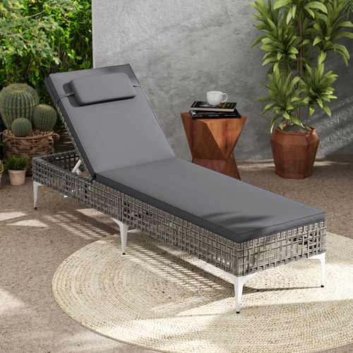 Gear adjustable rattan sun - adjustable,